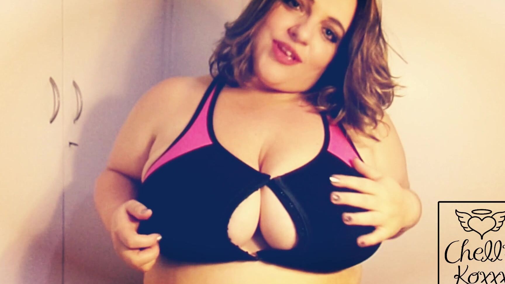 Chelly Koxxx Bbw Gets Horny From Workout In Tights