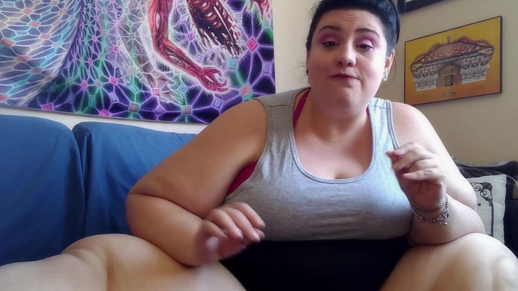 "Xutjja" feederfeedee, gainingweight, humiliation, taboo Step Sister Shocked By Your Weight Gain manyvids