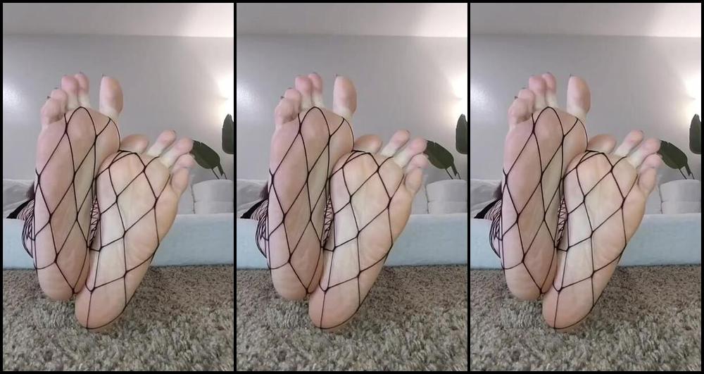 Jennysfeet 10 16 2024 Onlyfans Video Large Fishnets Are So Fun More Room For Your Tongue