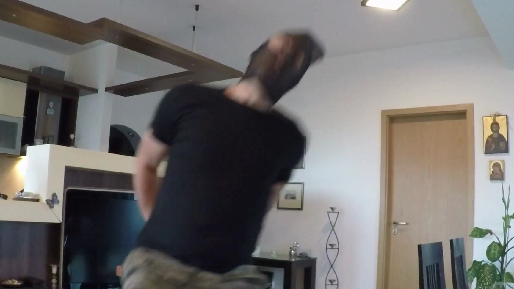 julia jordan witch and a burglar