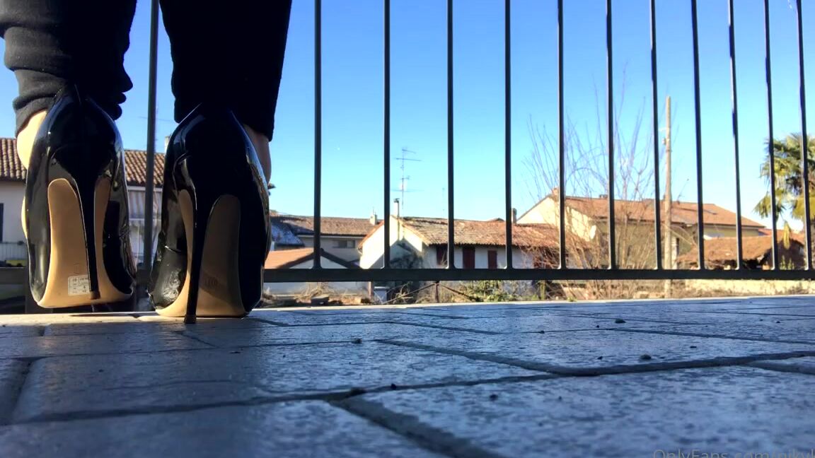 Nikykikka Nicknamed Nikykikka Foot Fetish 01 15 2022 Onlyfans Video Walking Ww90