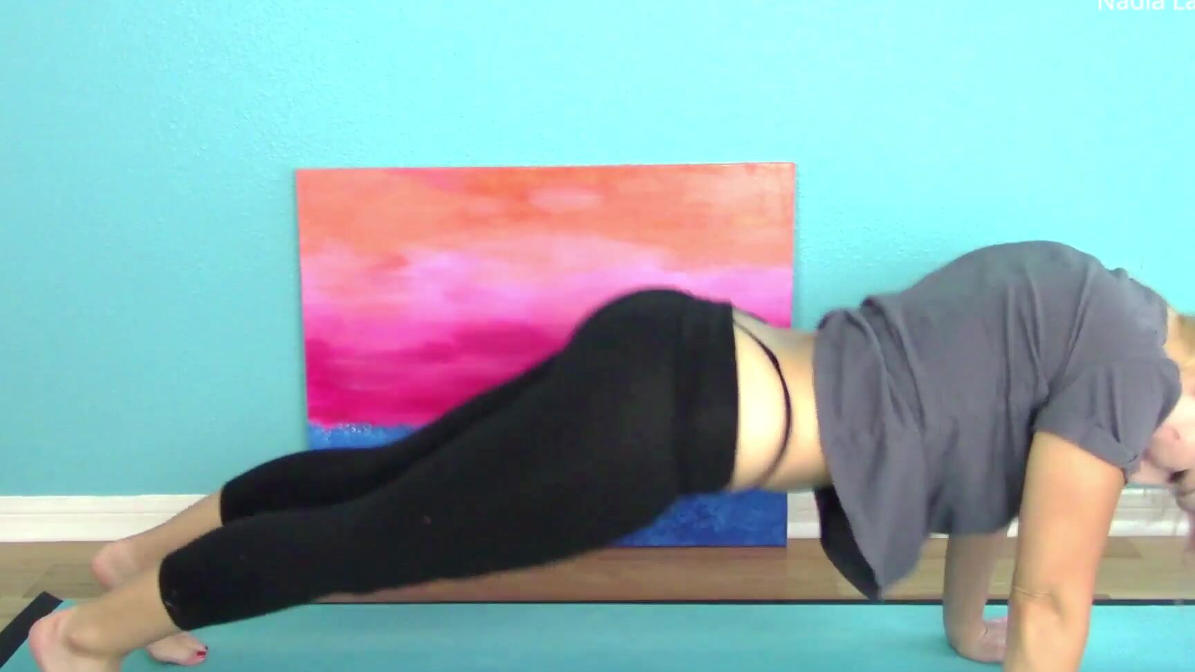 Nadia Layne Yoga Yoga In A Lose Top