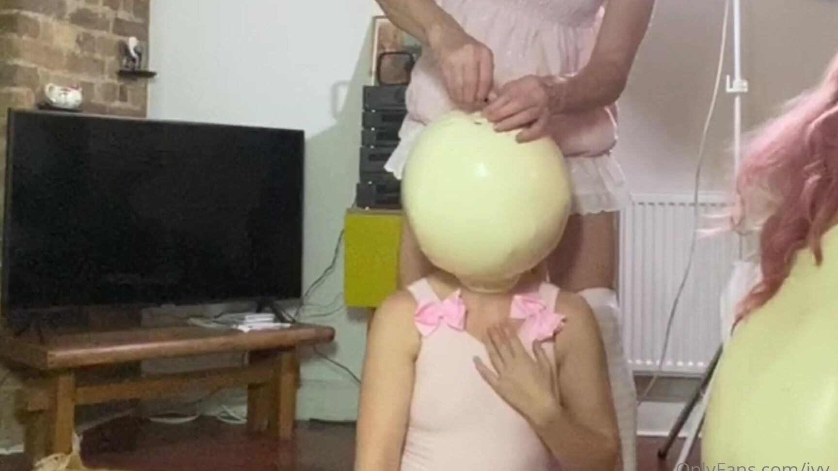 Ivy Miss Punishmentfriday Putting My Slave Girl In A Latex Inflatable Onlyfans XXX