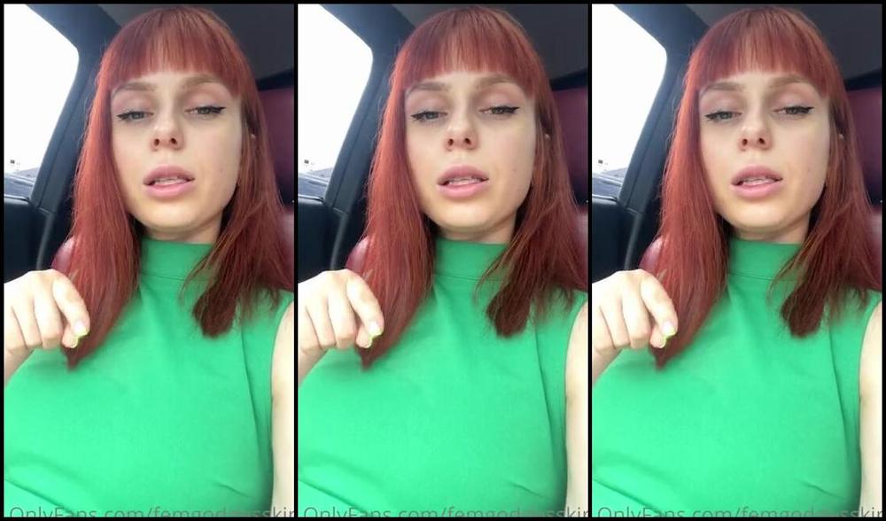 Femgoddesskira Onlyfans Sniff My Pussy V5