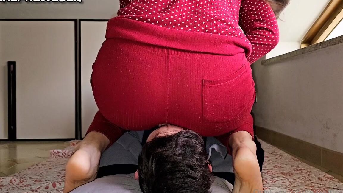 Emily Maxemilweber Nicknamed Maxemilweber 01 20 2024 Onlyfans Video And Still Many Farts On His Face Ed Ancora Tante Scoregge Sulla Sua H