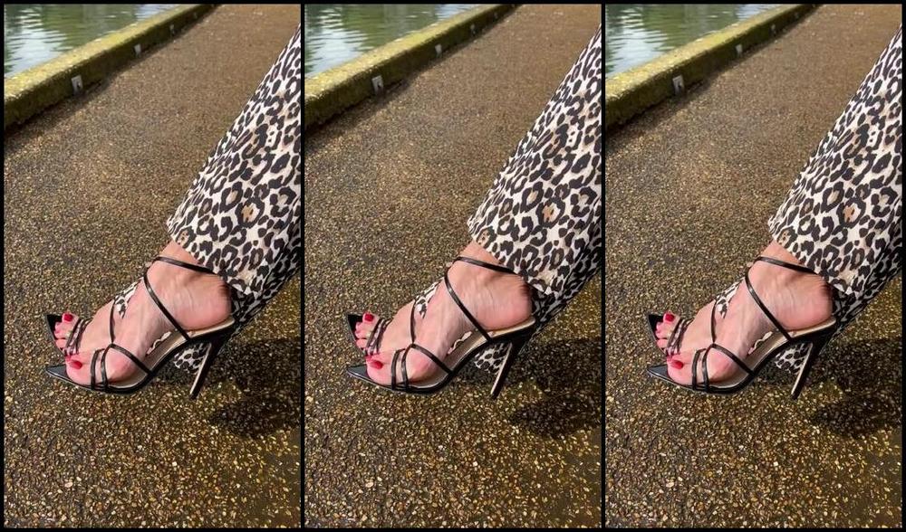 Heels Of Mine Nicknamed Heelsofmine 05 09 2023 Onlyfans Video After This Long Walk I Needed A Feet Massage So Much