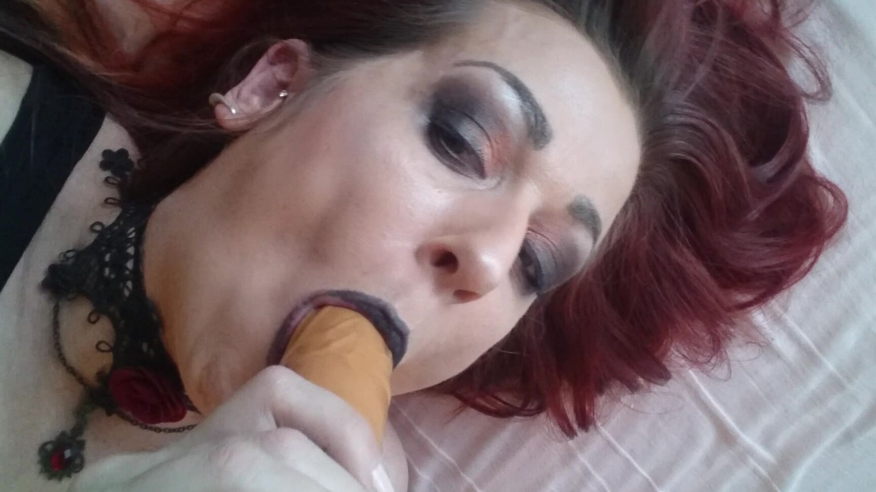 Curvycandice Realistic Blowjob