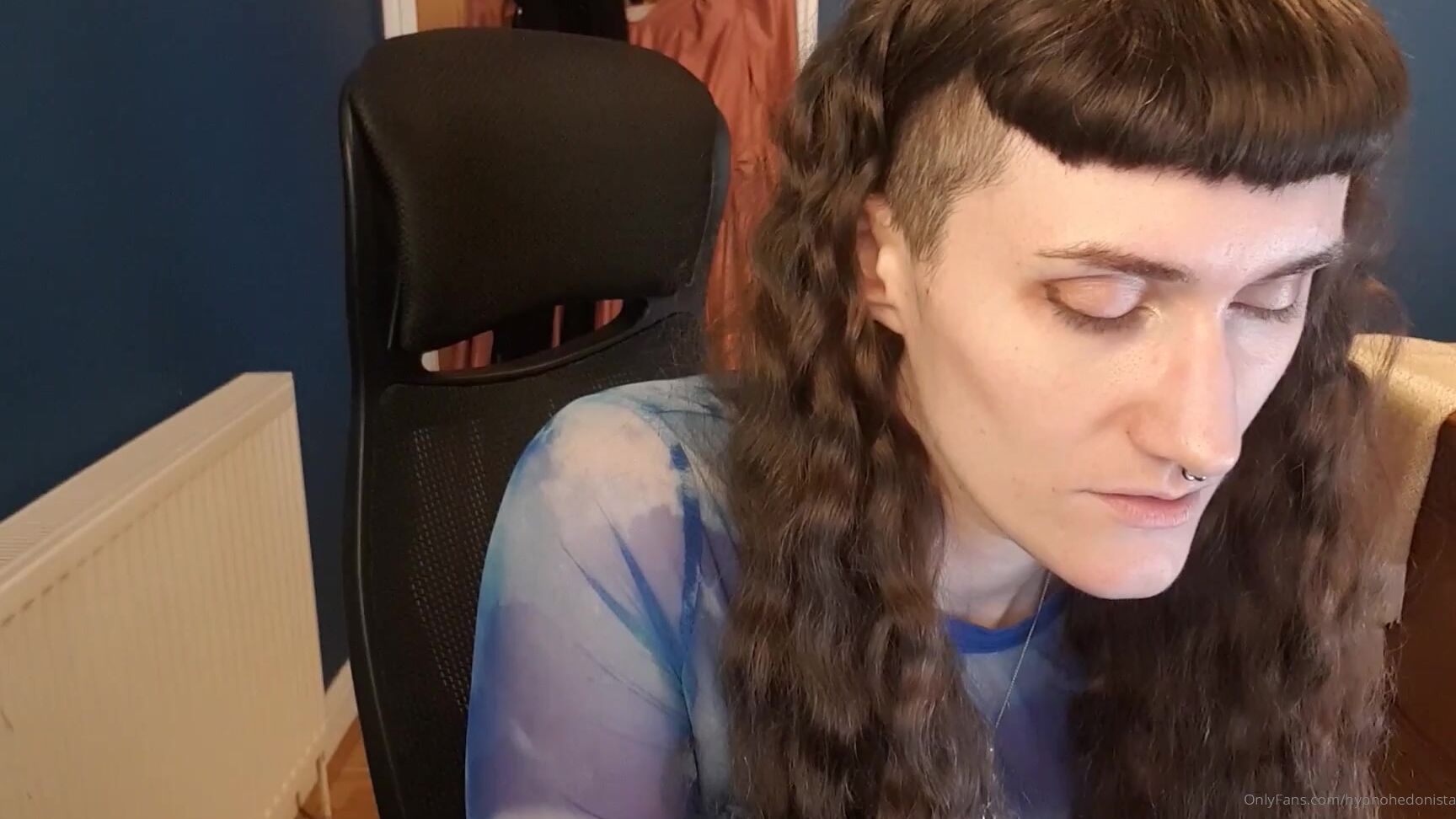 Hypnohedonista Happy Weekend Here S A Lovely Long Offering For You Hedonists Magenta Wasn T Content Wi