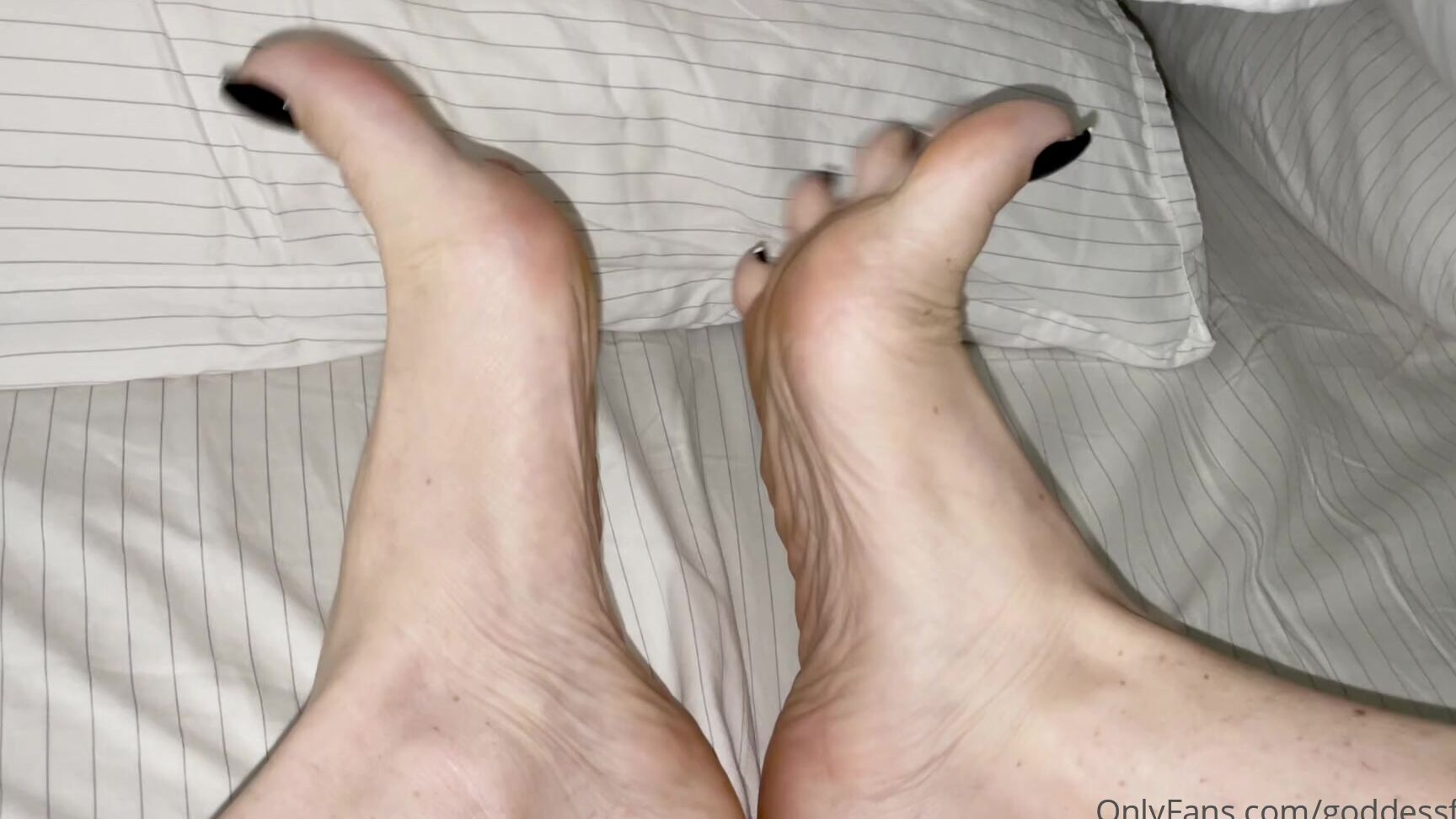 Goddessfendi 2261014717 10 30 2021 Good Morning Just Sitting Here Procrastinating Choosing Which Halloween Pics To Post Issa Whole Job