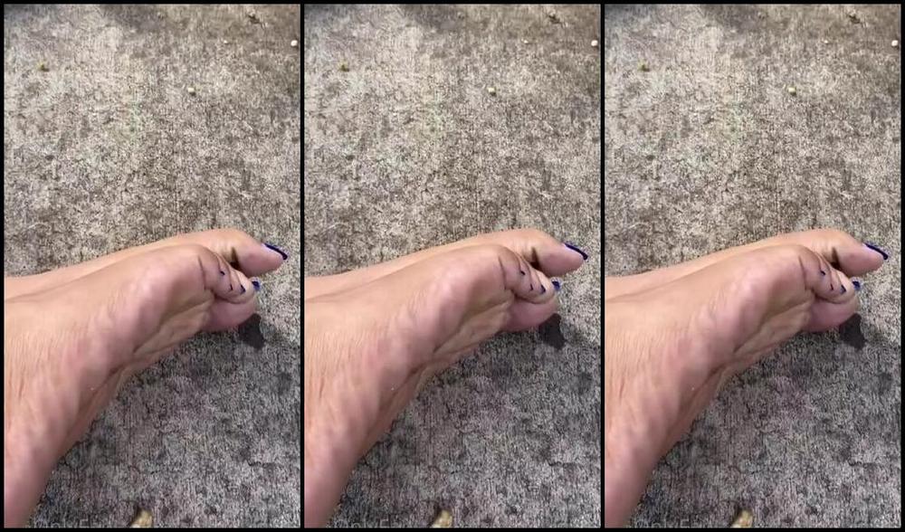 Goddess See Nicknamed Soles 4Ursoul Foot Fetish 01 08 2022 Onlyfans Video Side Scrunches