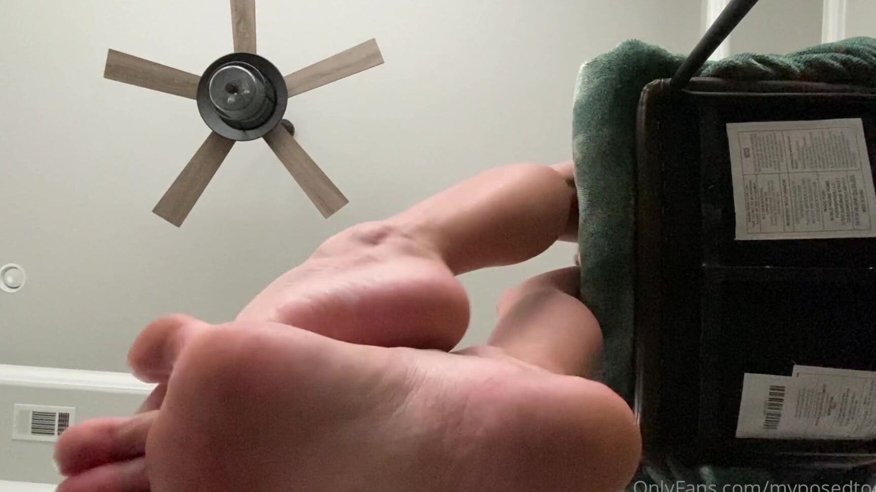 Myposedtoesvip Cum Watch My Soles As I Dangle My Flip Flops Imagine Your Face Right Below My Chair Watch