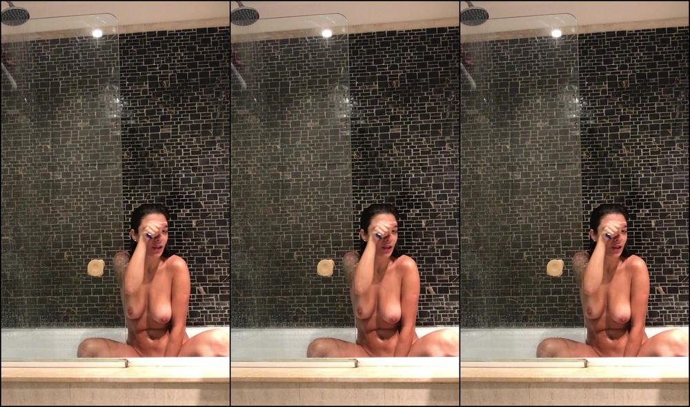 Blowjob, Butt Plug, Shower, Toys, Wet Look chloe mercau being naughty in the shower ManyVids