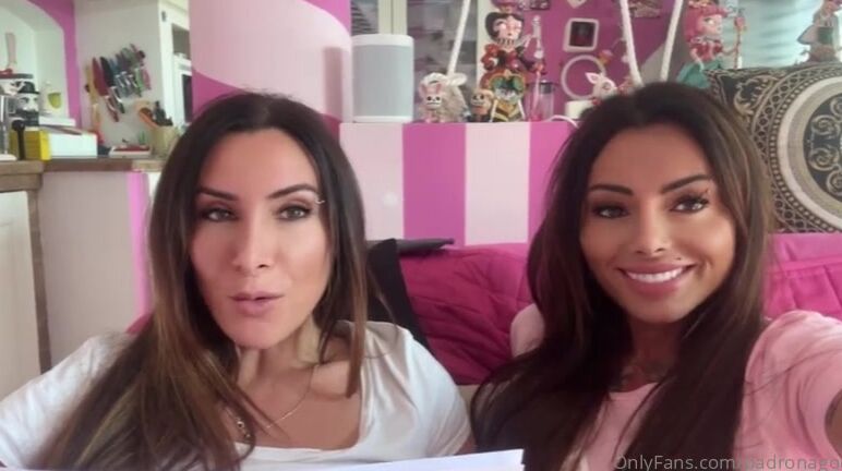 Mistress Desideria Godiva Nicknamed Padronagodiva 08 30 2023 Onlyfans Video Contratto Di Schiavitu Solo Per Veri Slave