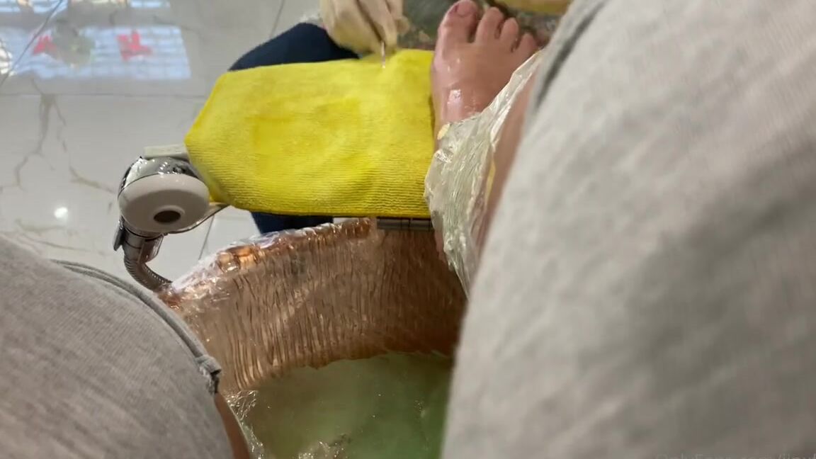 Jinxfetish Nicknamed Jinxfetish Onlyfans Happy Easter Babies I M So Glad To See Your Reoccurring Subscriptions It S Time For A New Pedi