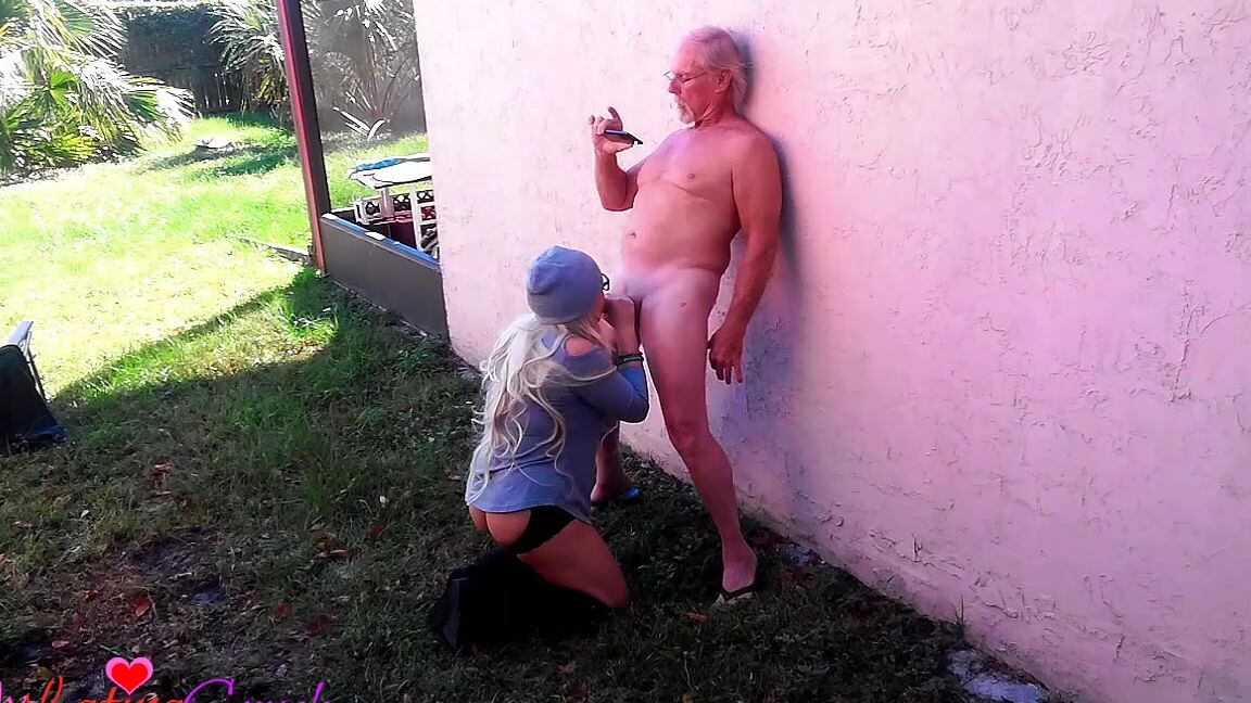 Hidden Cam, POV, Outdoor Public Blowjobs, Public Outdoor, Public Blowjob mylatinacrush spying on neighbors making porn ManyVids