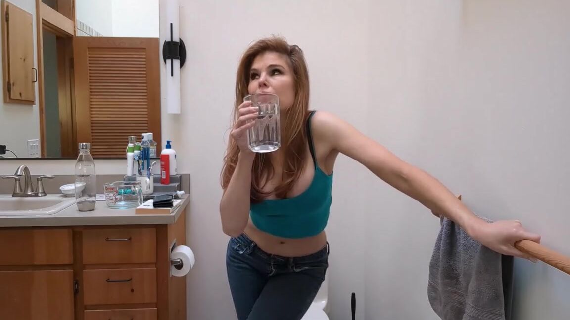 Thecandleboxxx Pee Holding Challenge Candle Boxxxp