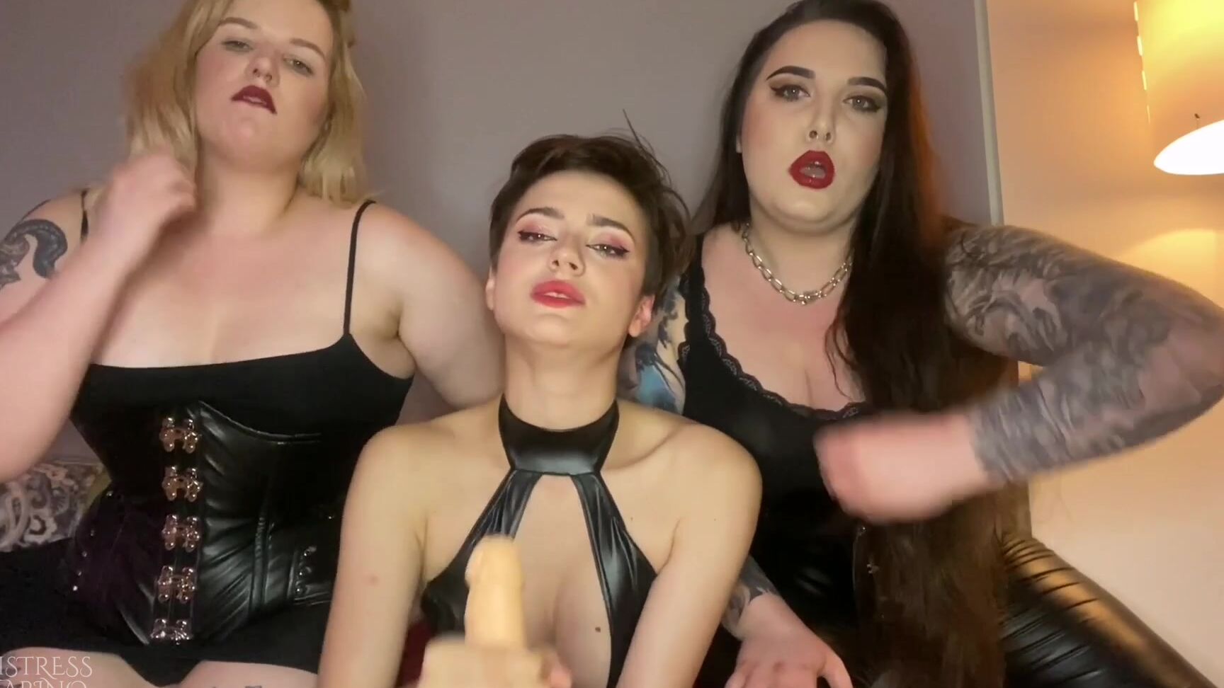 Mistresskarino 3 Dommes Jerk Off Instructions