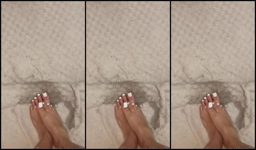 Veronica Soles Nicknamed Starr382 Foot Fetish 05 09 2023 Onlyfans Video Been Obsessed With Oil Lately