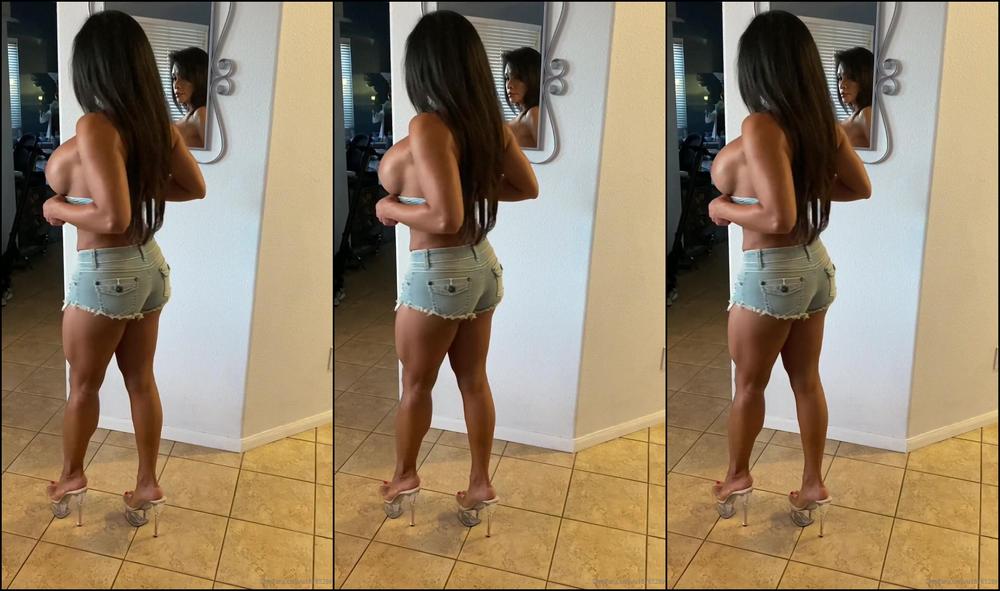 Connieelizabeth 161016928 02 26 2020 I Like To At Myself