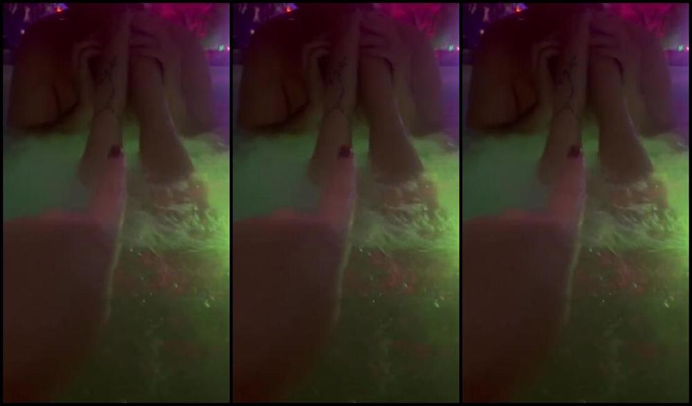 Mistress Sinpiedad Nicknamed Sinpiedad Onlyfans Celebrating With One Of My Slaves Before Finish 2023 At The Spa With Two Amazing Massages Foot Mass