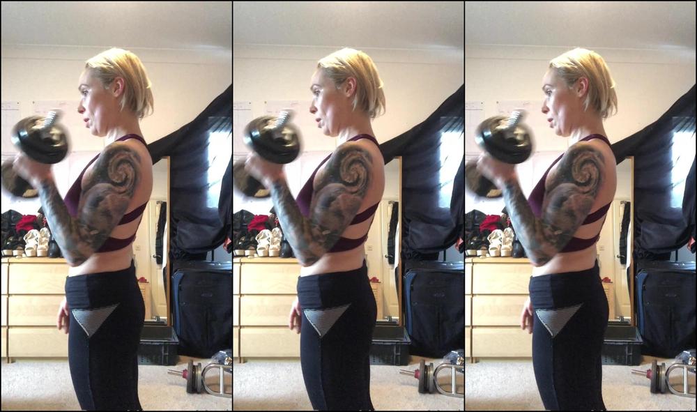 Miss Ruby Marks Fitness Voyeur Bicep Curl Tricep Etc Hammer Curl Set Full Upper