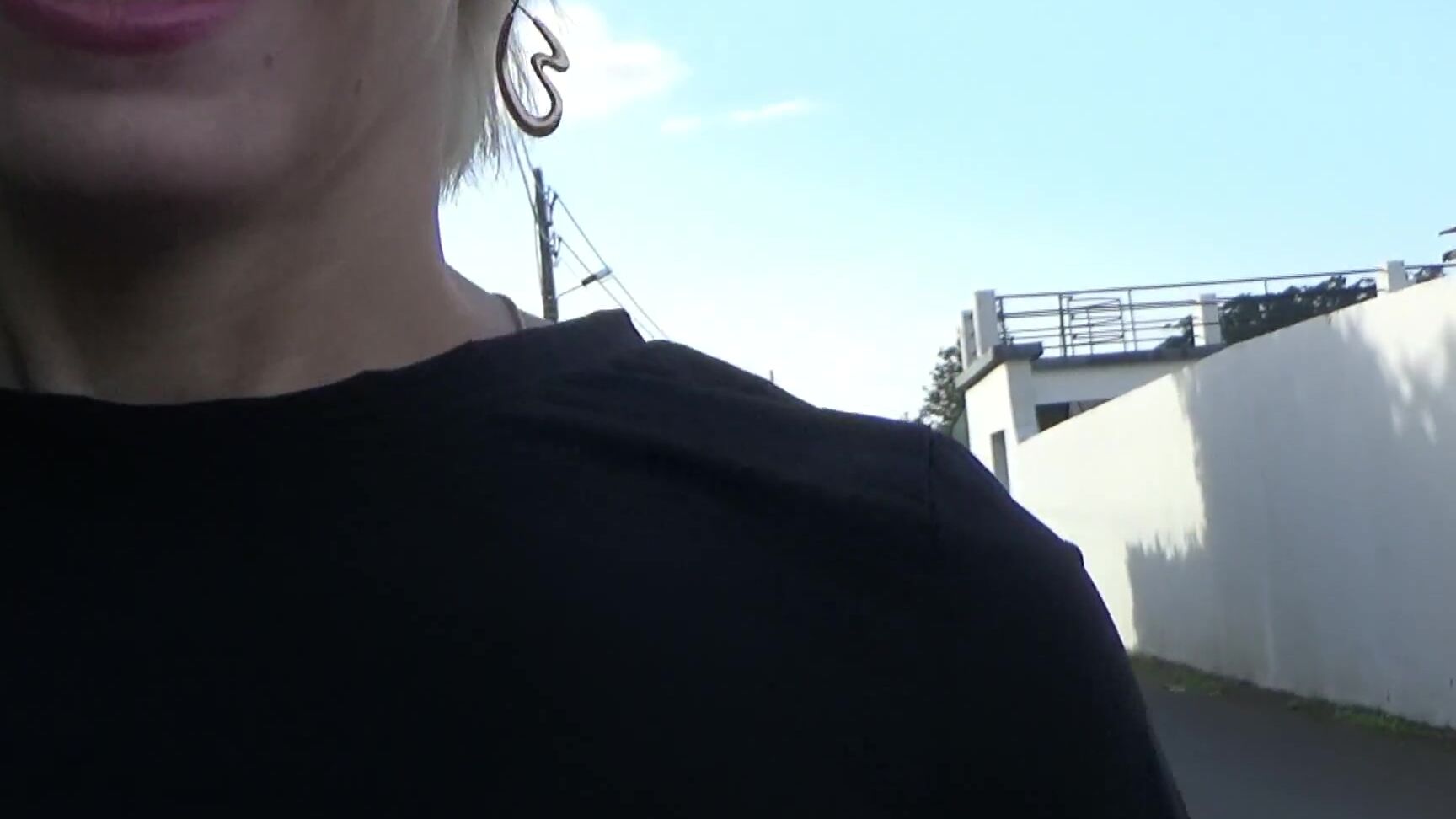 cindy-walks-naked-on-the-street Pornhub