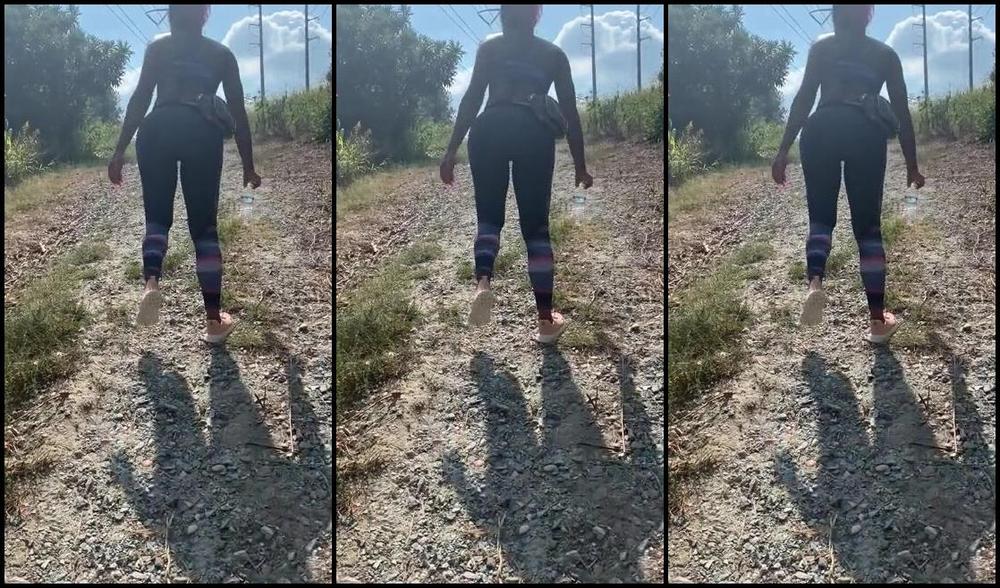 Tierradoll Onlyfans Hiking Lunges