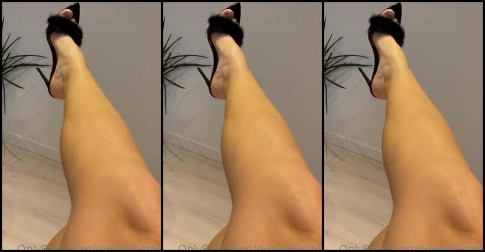 Queenfeetred Nicknamed Queenfeetred Onlyfans Sexy As Heelssss