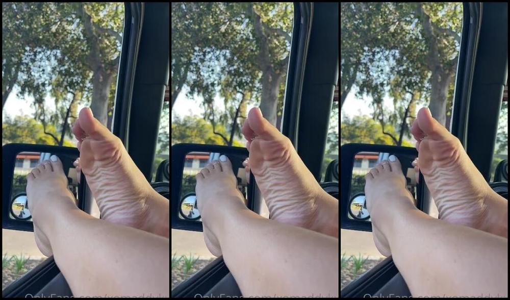 Goddess Kaylee Aka Xomaddykxo Onlyfans Some Toe Play Forp