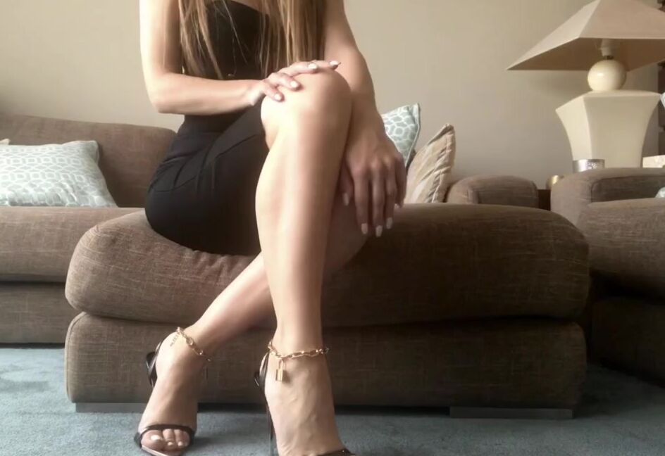 Simply Milena Nicknamed Simplymilena Onlyfans Tgif Right Extra Sexy Set This Weekend In The Meantime Shoe Removal Video