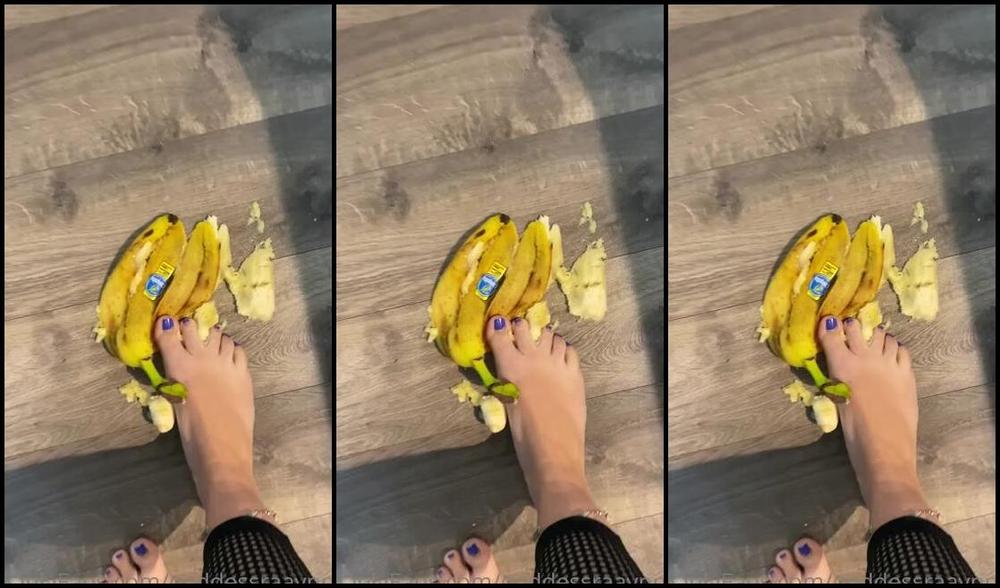 Michelle Rayne Aka Goddessraaynne Onlyfans It S Friday And Im Ready To Bust Balls