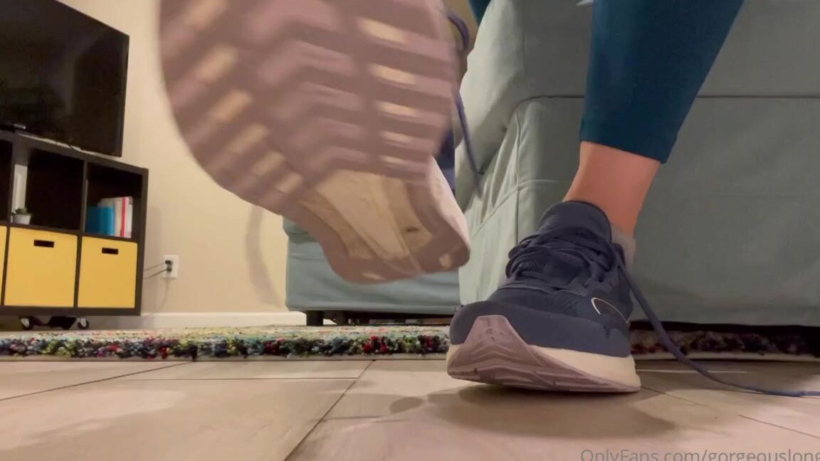 Gorgeous Long Toes Nicknamed Gorgeouslongtoes Onlyfans I Just Got Home From A Long Walk And Couldn T Wait To Take My Shoes And