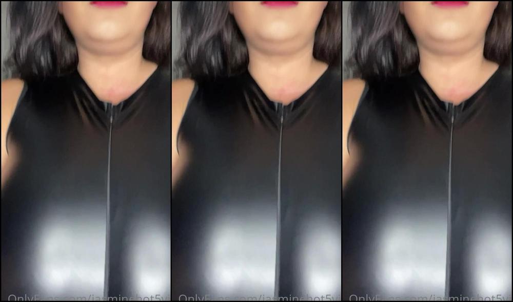 Moore Jasmine 2618704636 09 28 2022 How U Like This Outfit On Me