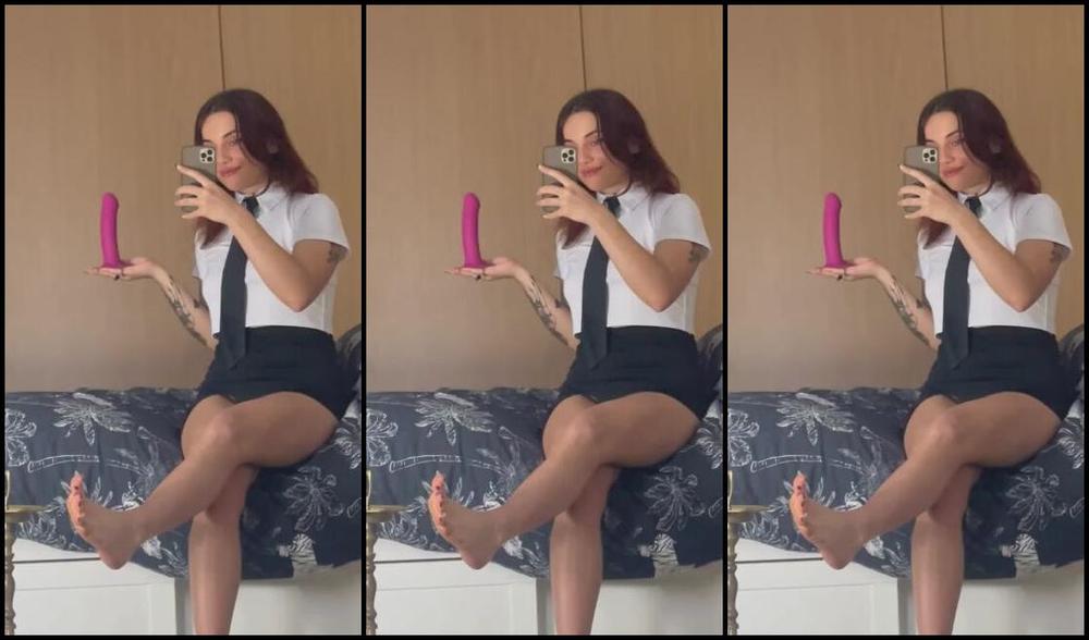 Revenge Aka Bratvenom Onlyfans Petit Avant Got De Ce Que Je Te Ferais Si Je T Avais En Face Tu Prfres Les Pieds Ou La Bite