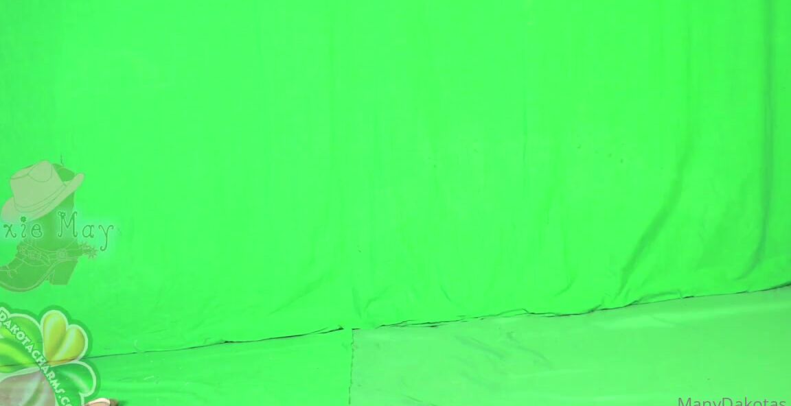 Dakota Charms Nicknamed Dakotacharms Onlyfans With Dixie May And Dakota Charms This Is Behind The Scenes Footage Combining A Fast Paced Montage