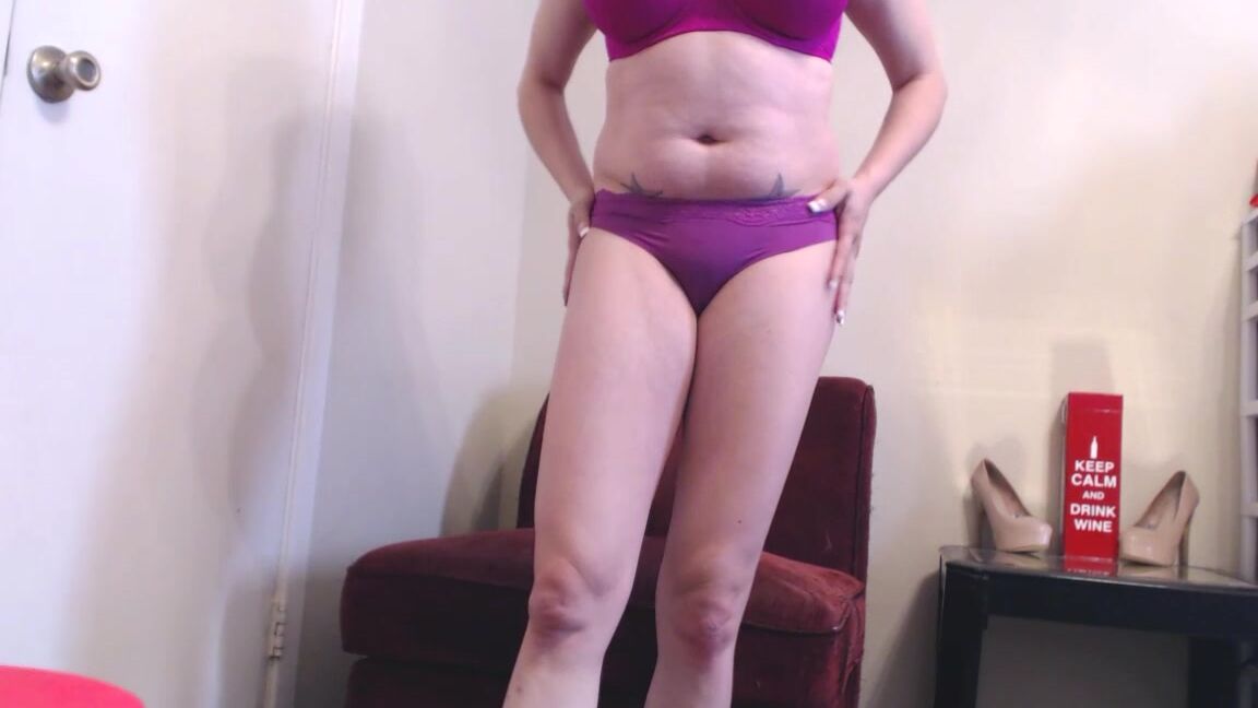 Princessdi Gas Mask Bra And Panty Modeling