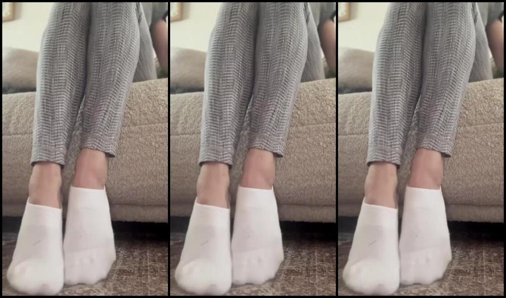 Nikki Next Nicknamed Thenextimearound 05 14 2025 Onlyfans Video Dirty Sweaty Socks Need To Come Off