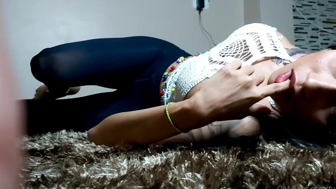 tuflaca-30-06-2020-485277271-how-delicious-i-love-the-taste-of-my-squirt-after-a-good-orgasm-this-tastes-so-good-that