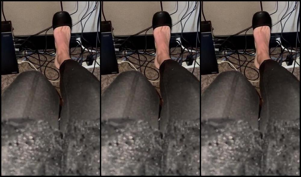 Soldmysolesforink Nicknamed Soldmysolesforink 10 31 2023 Onlyfans Video Happy Halloween