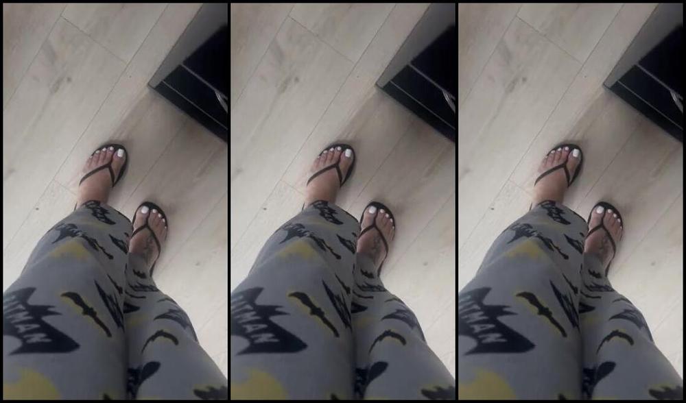 Goddessmonica00W 04 08 2025 Onlyfans Video Flip Wake Up Walk Aboutp