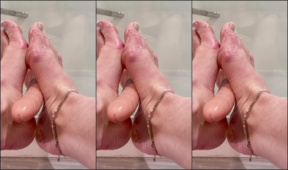 Amysoles Watch Me Play With You And Practice My Fj