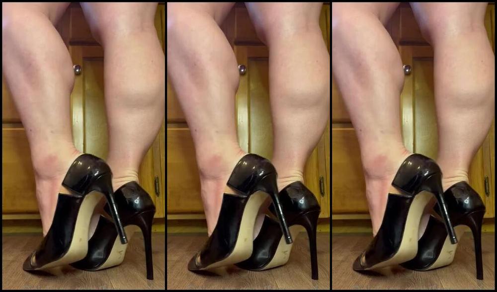 Caroline Aka Feetsiecakes Onlyfans A Little Stiletto Shoe Play