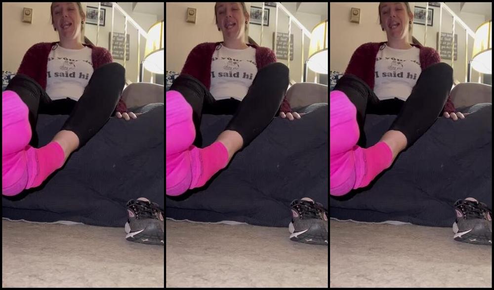 Soldmysolesforink Nicknamed Soldmysolesforink 10 20 2023 Onlyfans Video These Ones Get Stanky And I Love It