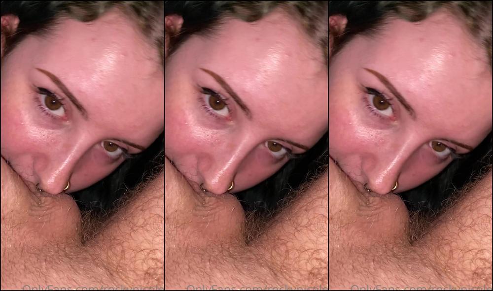 rockynicolee-28-09-2021-2232329884-hi-yes-can-i-get-one-express-ticket-to-pound-town