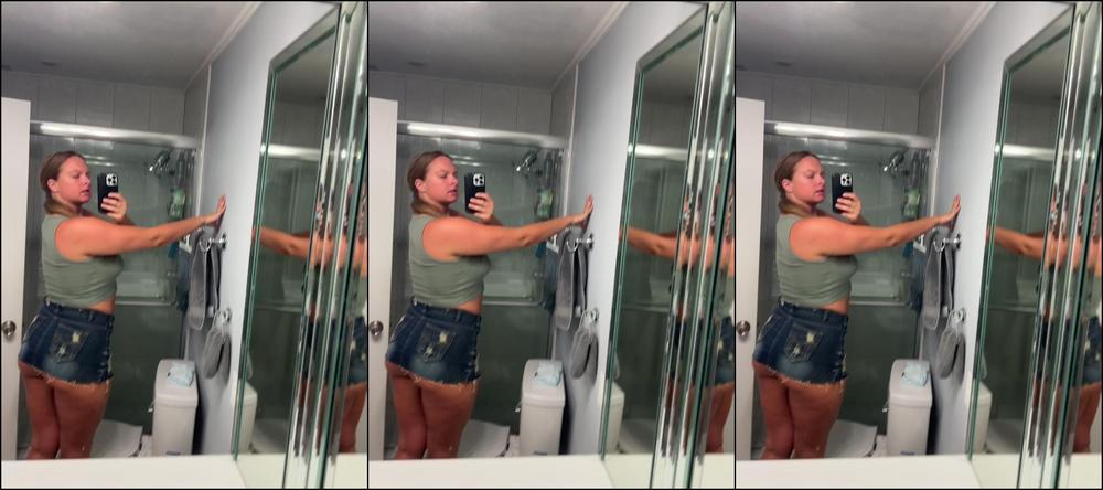 Bigduchvip 3362633351 06 15 2024 This Is Way Too Small But Goddamn This Ass So Phat I Don T Wanna Throw It