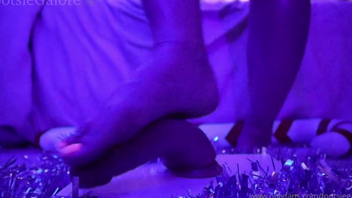 Footsiegalore Onlyfans Feeling Blue Xmas Is Over But What A Way To Send Off 2021