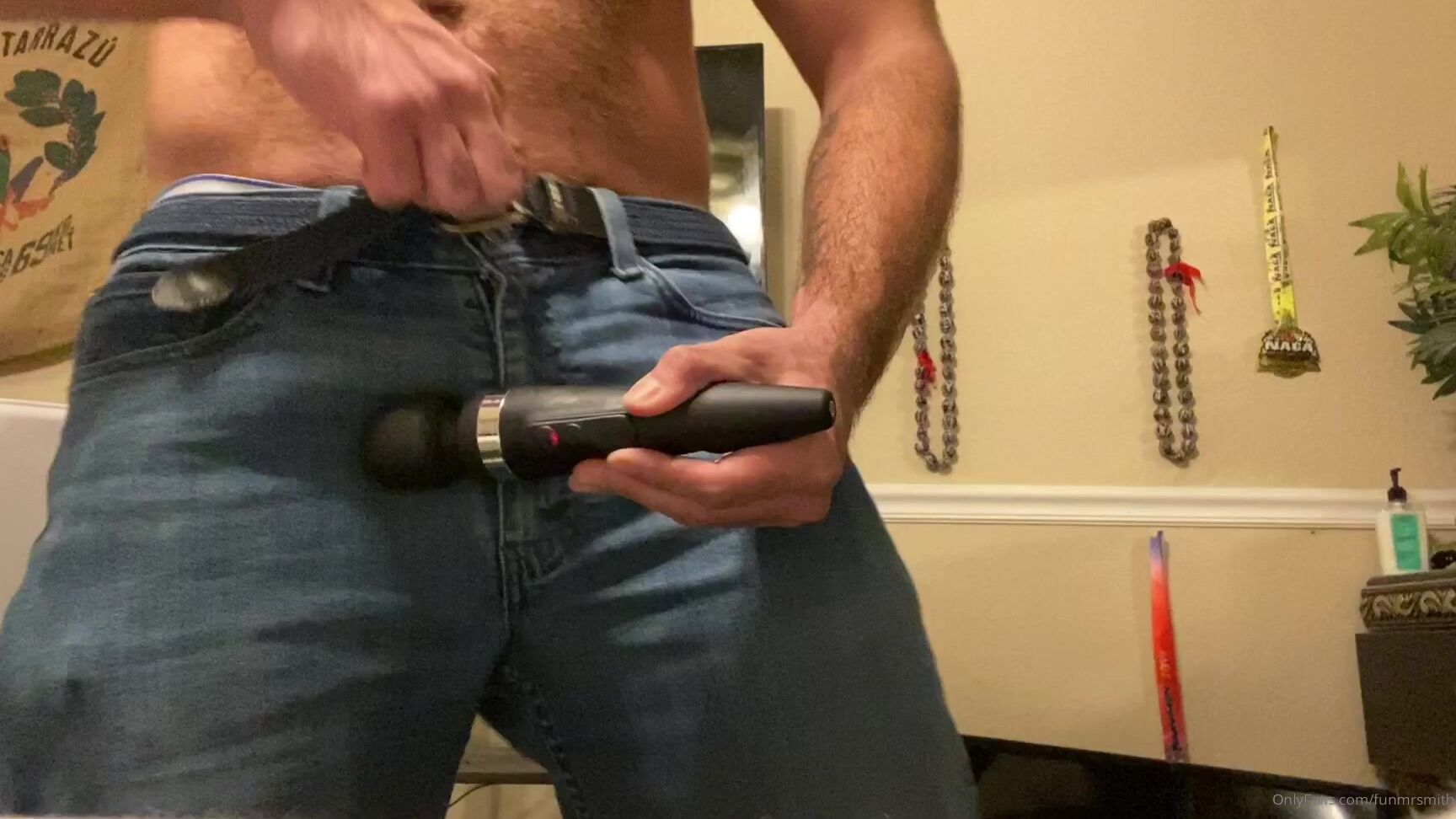 Funmrsmith Cumming With A Hitachi Wand Look How It Drips Down My Leg