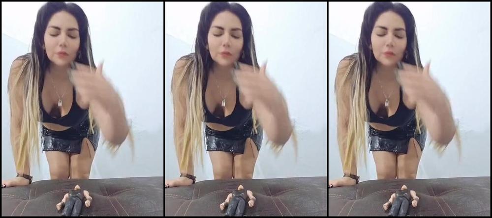 Giantess Debora Nicknamed Giantess Debora Onlyfans Buttcrush With My Black Latex Skirt Show Me Ur Love If U Wanna Be The Doll It Was A Custom