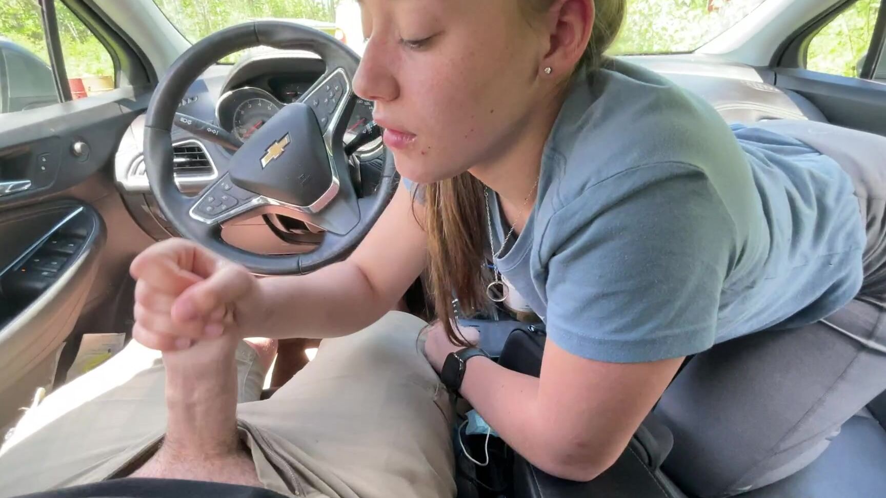 lladventures-15-06-2021-2136819332-here-s-a-handjob-in-the-car-just-a-quick-one-with-a-cumshot-we-are-excited-to-say-that