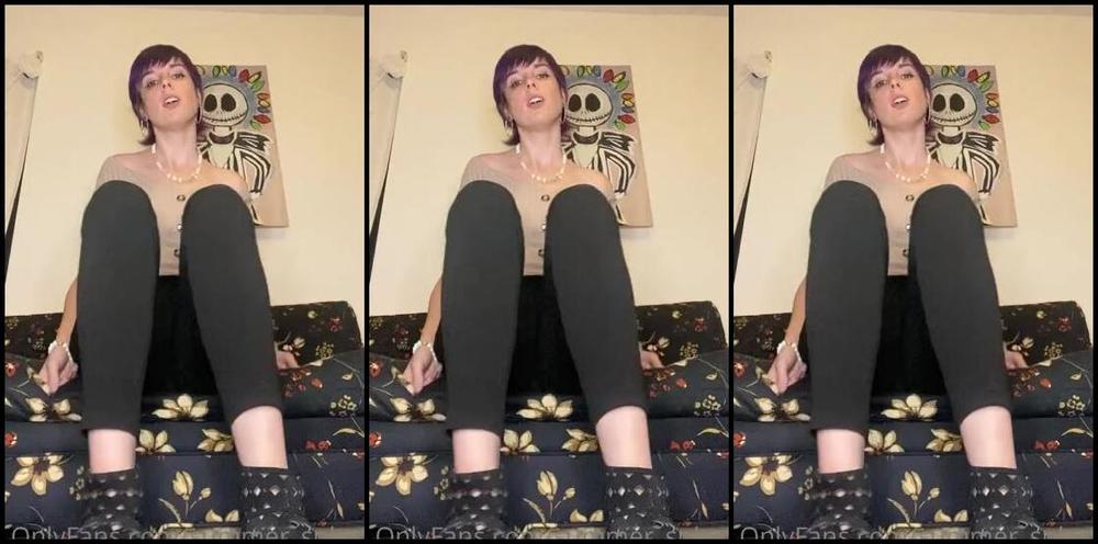 Summer Solesis Nicknamed Summer Solesis Onlyfans New Hair Who Dis But On A Real Note The Shoes Are Hot But Fuck My Feet Fucking Hurt